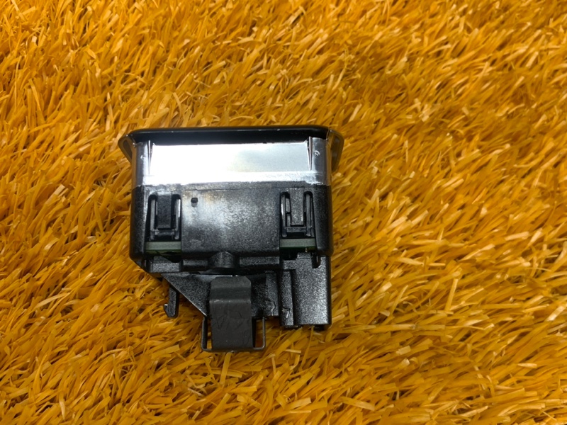 кнопка стеклоподъемника, 300 рублей, Красноярск