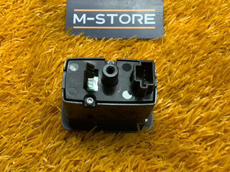 кнопка стеклоподъемника, 200 рублей, Красноярск