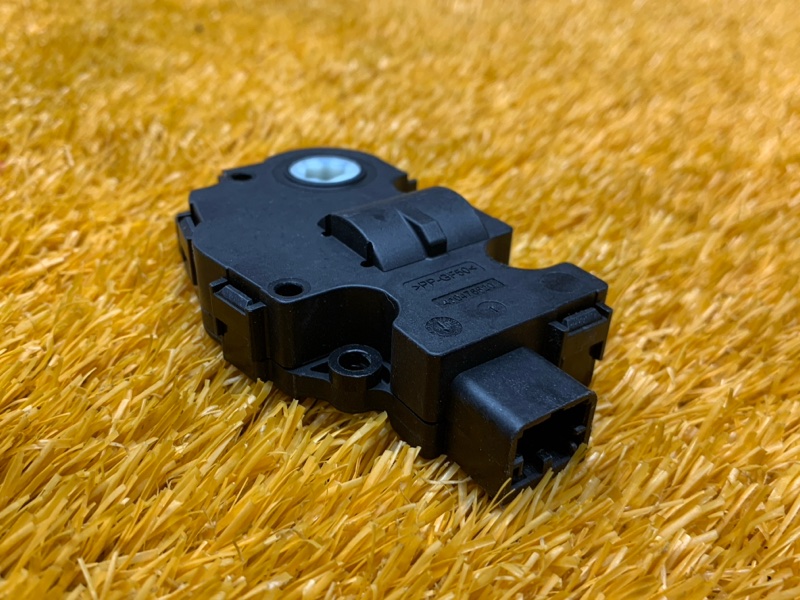 привод заслонки отопителя, 290 рублей, Красноярск