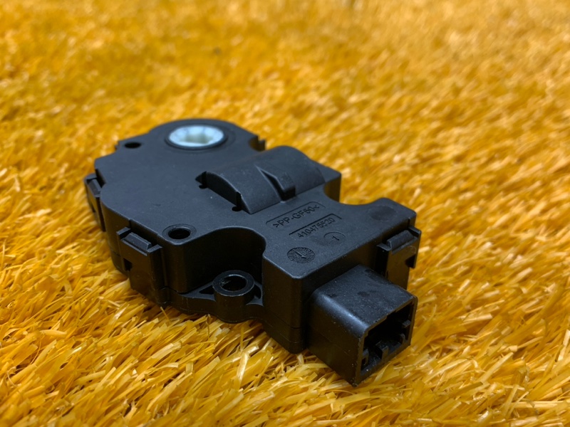 привод заслонки отопителя, 290 рублей, Красноярск