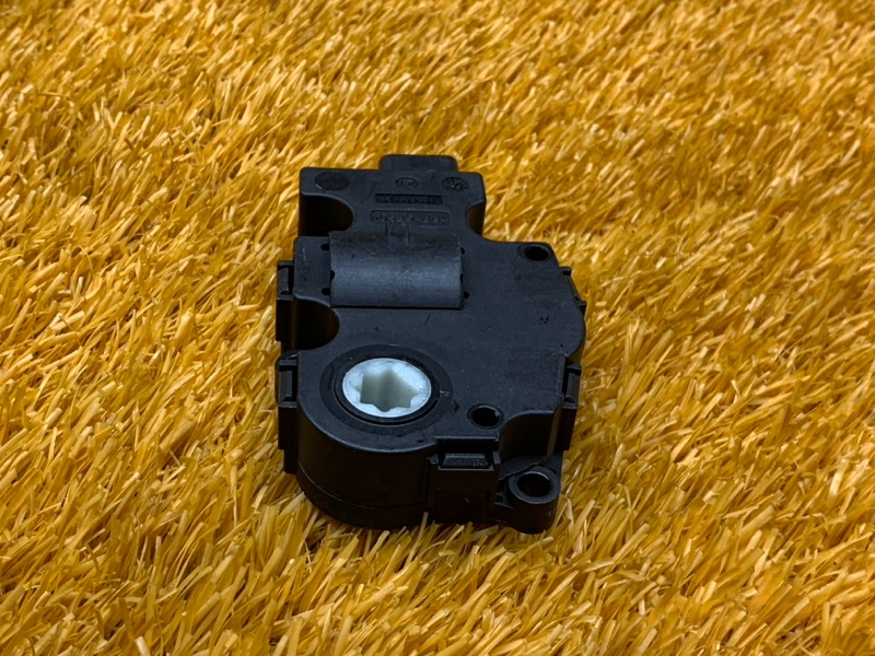 привод заслонки отопителя, 290 рублей, Красноярск