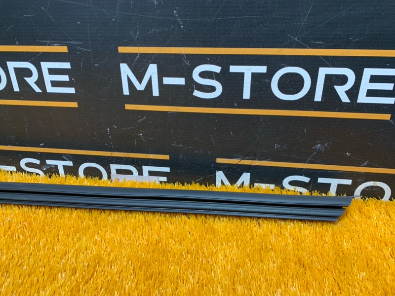 уплотнитель стекла двери, 730 рублей, Красноярск