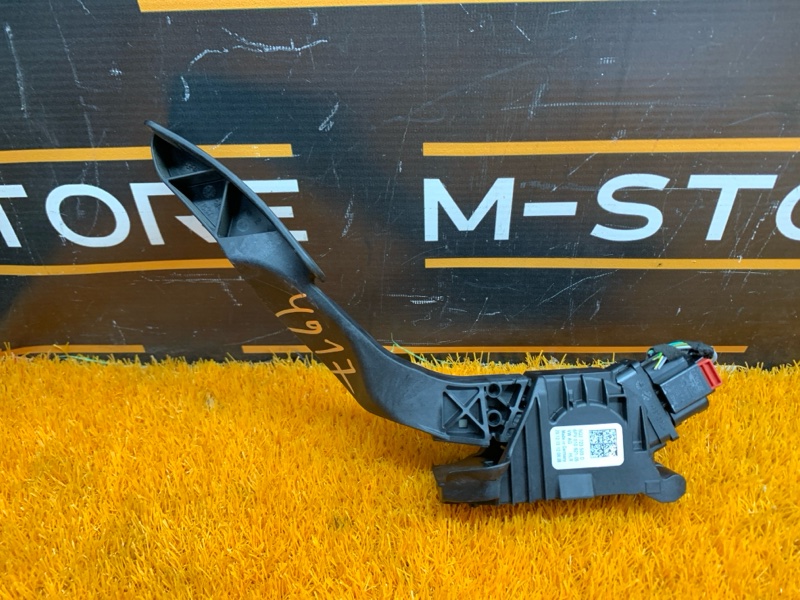 педаль газа, 1500 рублей, Красноярск