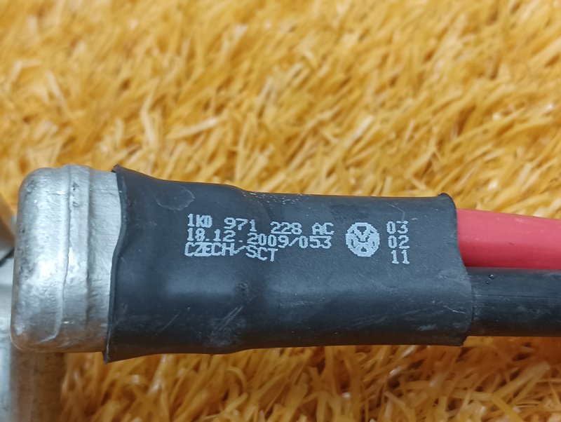 Клемма аккумулятора плюс, 450 рублей, Красноярск