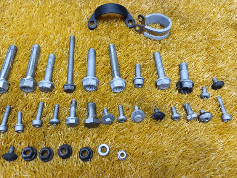 Болты и гайки ДВС, 940 рублей, Красноярск