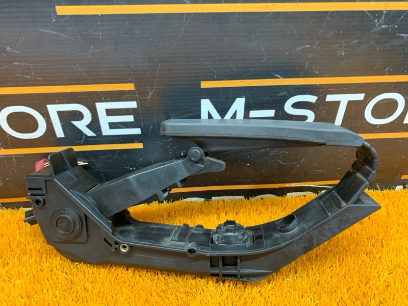 педаль газа, 1000 рублей, Красноярск