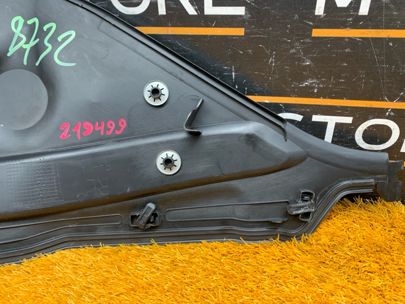 Водосток лобового стекла, 370 рублей, Красноярск