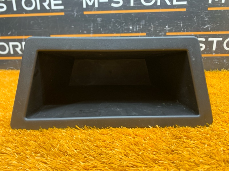 Вещевой ящик, 500 рублей, Красноярск