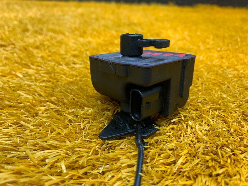 Замок лючка бензобака, 500 рублей, Красноярск