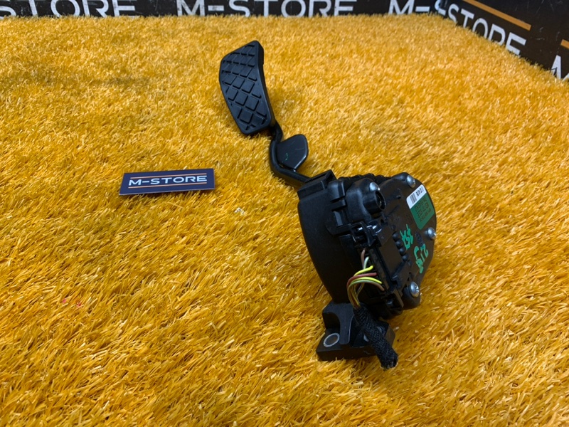 педаль газа, 400 рублей, Красноярск