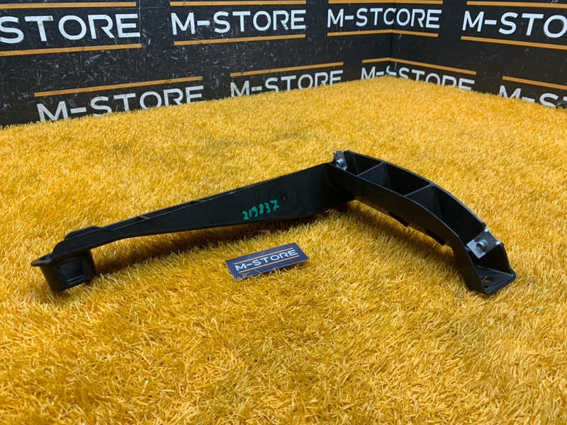 крепление бампера, 200 рублей, Красноярск