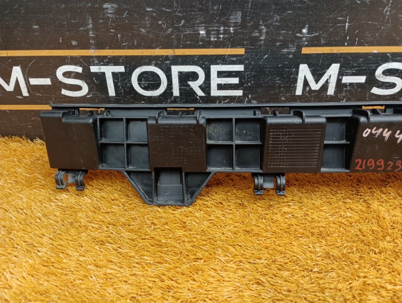 крепление бампера, 1080 рублей, Красноярск