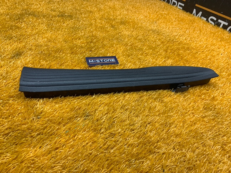 Накладка на порог салона, 300 рублей, Красноярск