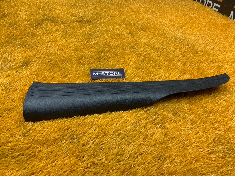 Накладка на порог салона, 300 рублей, Красноярск