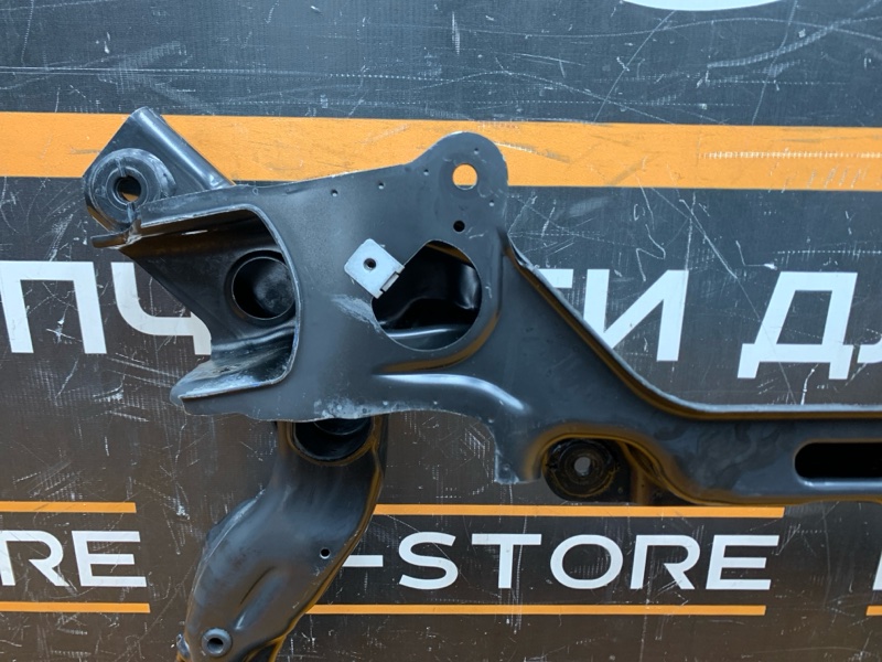 Балка поперечная (подрамник), 2500 рублей, Красноярск