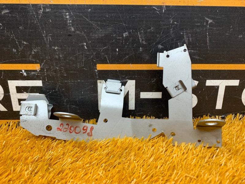 Кронштейн проводки, 300 рублей, Красноярск