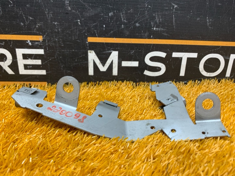 Кронштейн проводки, 300 рублей, Красноярск