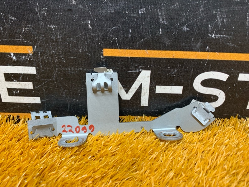 Кронштейн датчика кислорода, 300 рублей, Красноярск