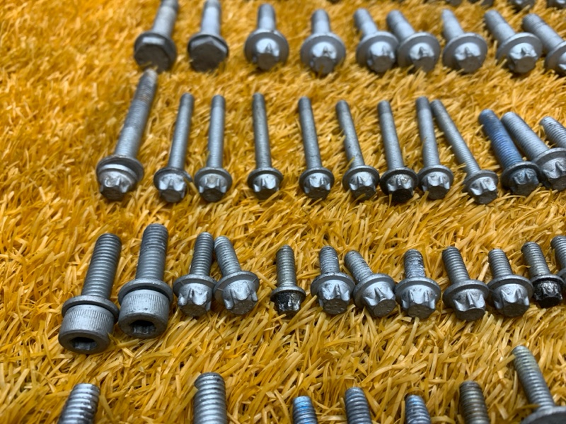 Болты и гайки ДВС, 780 рублей, Красноярск