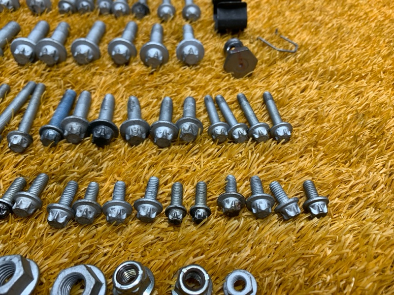 Болты и гайки ДВС, 780 рублей, Красноярск