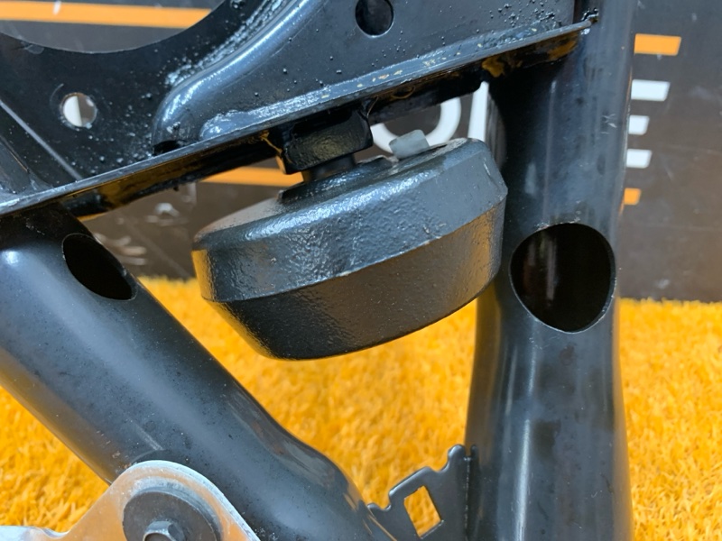 Балка поперечная (подрамник), 3930 рублей, Красноярск