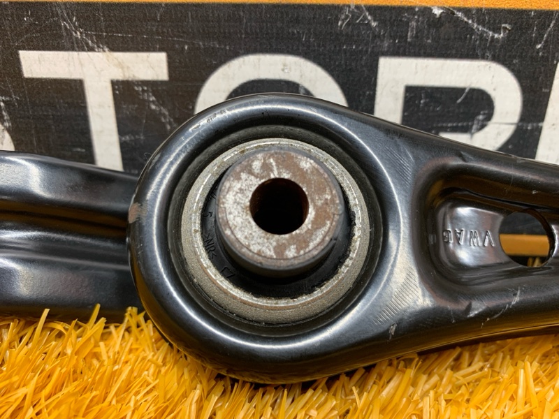 подушка двигателя, 2370 рублей, Красноярск