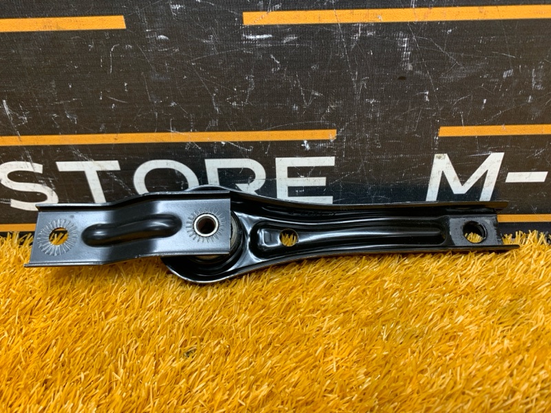 подушка двигателя, 2370 рублей, Красноярск