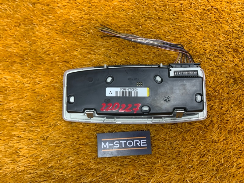 плафон освещения, 900 рублей, Красноярск