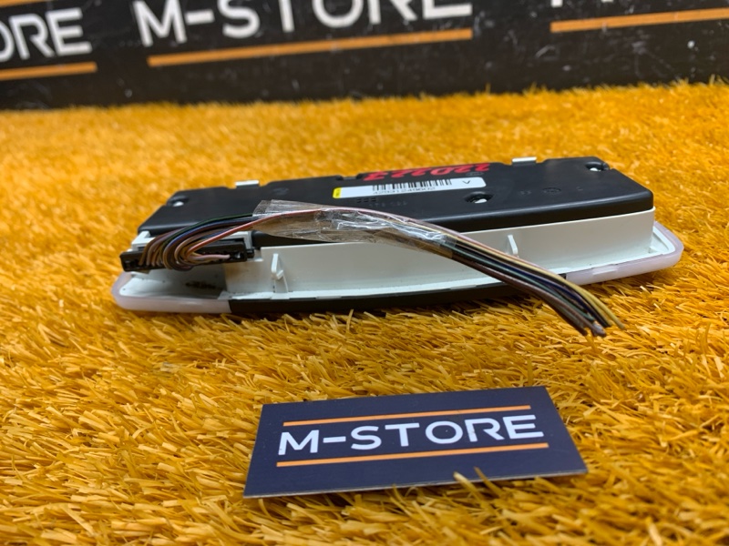 плафон освещения, 900 рублей, Красноярск