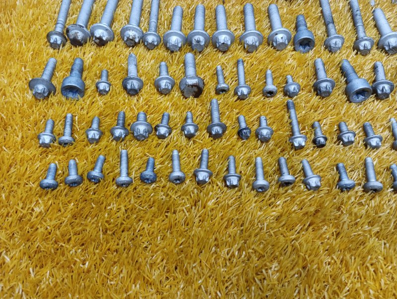 Болты и гайки ДВС, 940 рублей, Красноярск