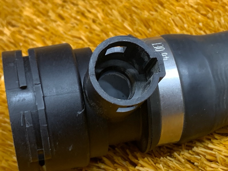 Патрубок радиатора нижний, 500 рублей, Красноярск