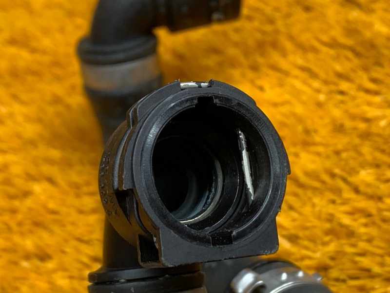 Патрубок системы охлаждения, 2500 рублей, Красноярск