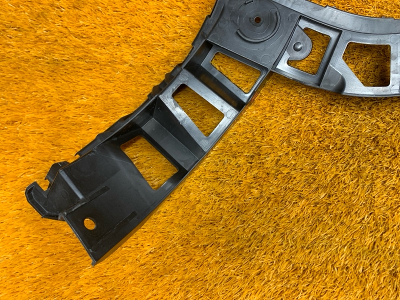 крепление бампера, 500 рублей, Красноярск