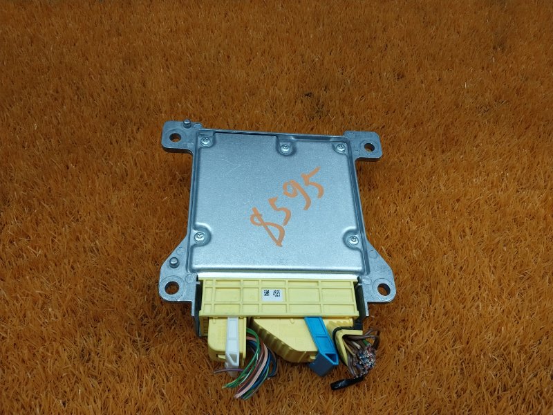 Блок управления Airbag, 2000 рублей, Красноярск