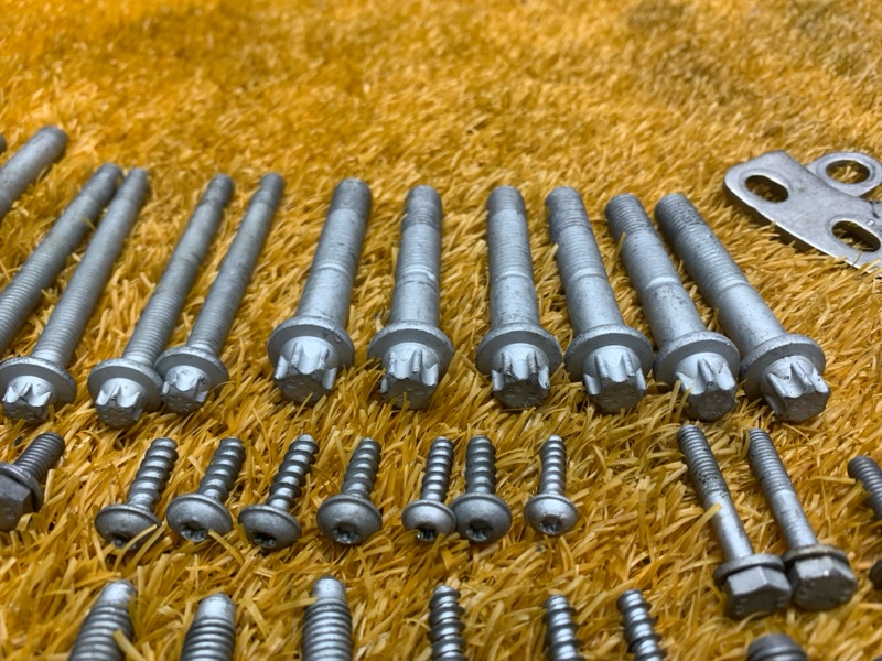 Болты и гайки ДВС, 1080 рублей, Красноярск