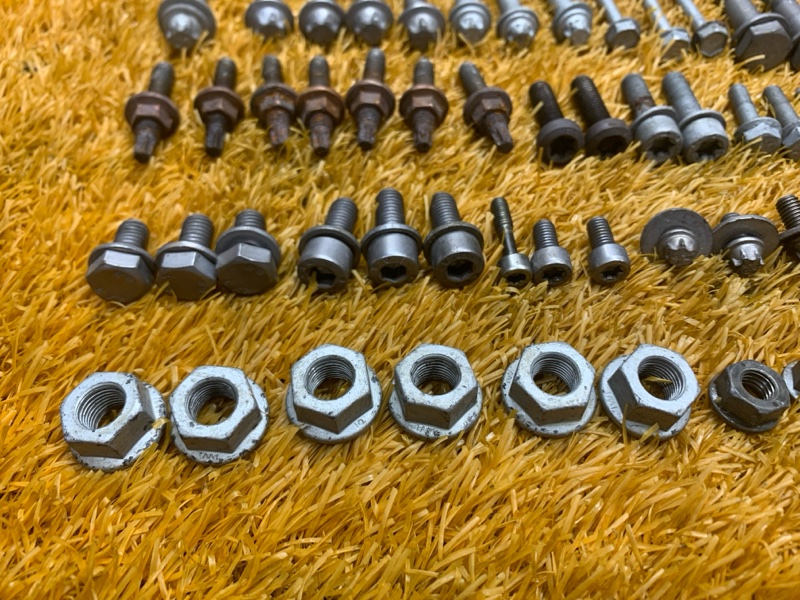 Болты и гайки ДВС, 1080 рублей, Красноярск