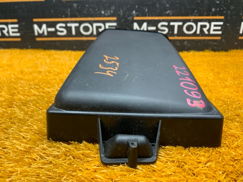 крышка салонного фильтра, 230 рублей, Красноярск