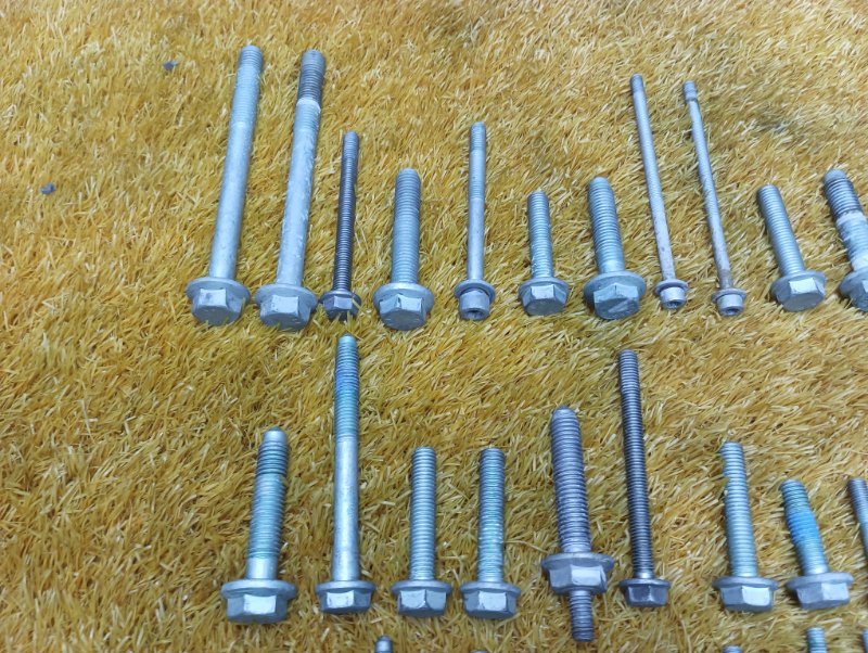 Болты и гайки ДВС, 730 рублей, Красноярск