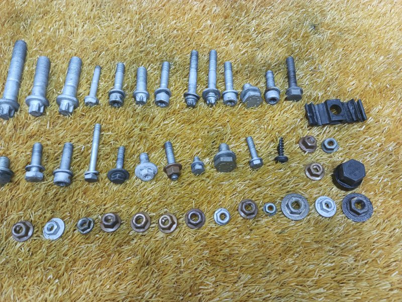 Болты и гайки ДВС, 730 рублей, Красноярск