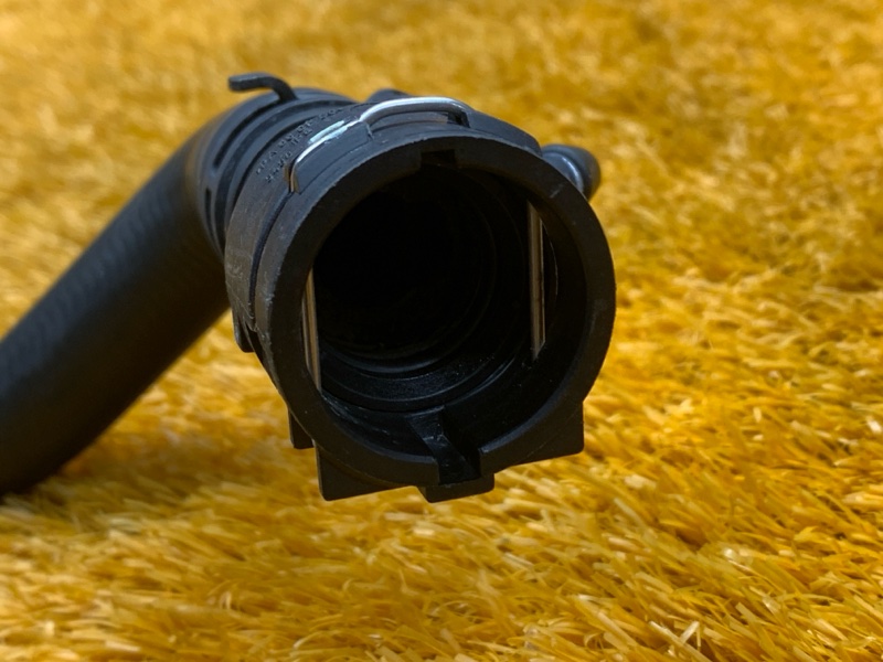 Патрубок системы охлаждения, 760 рублей, Красноярск