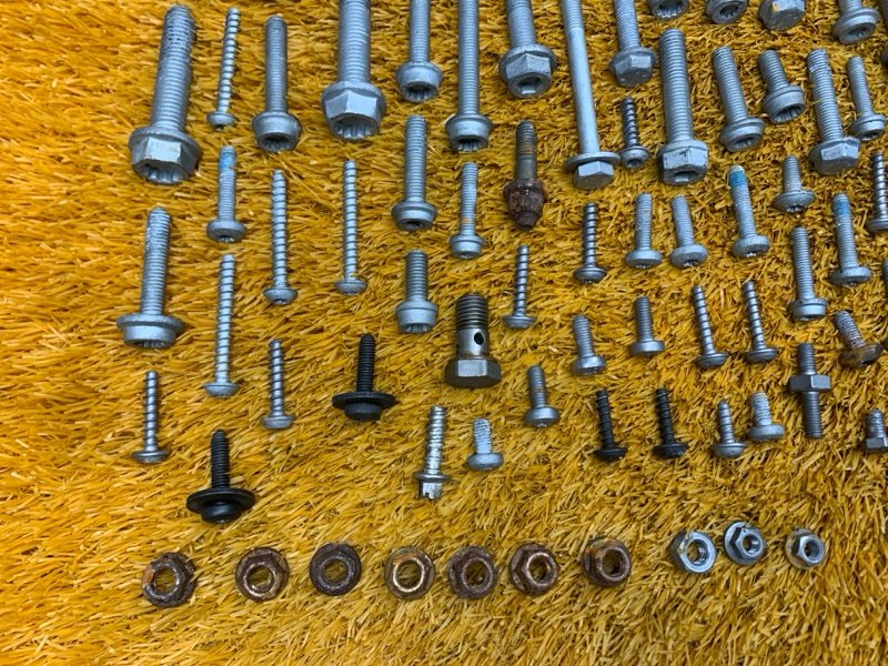 Болты и гайки ДВС, 780 рублей, Красноярск