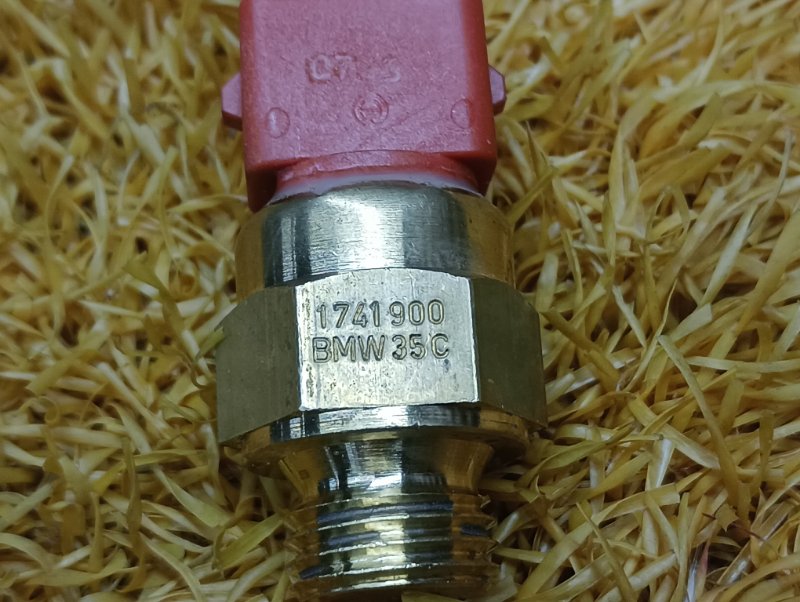 датчик температуры охлаждающей жидкости, 200 рублей, Красноярск