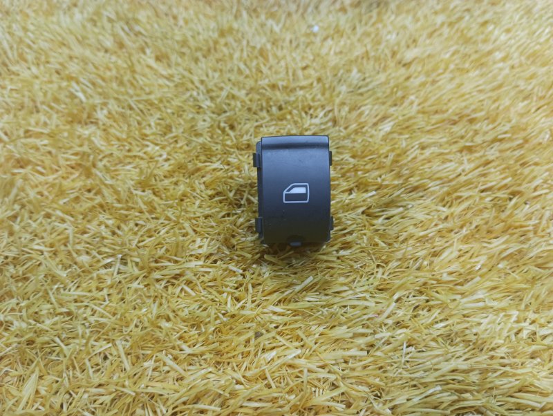 кнопка стеклоподъемника, 300 рублей, Красноярск