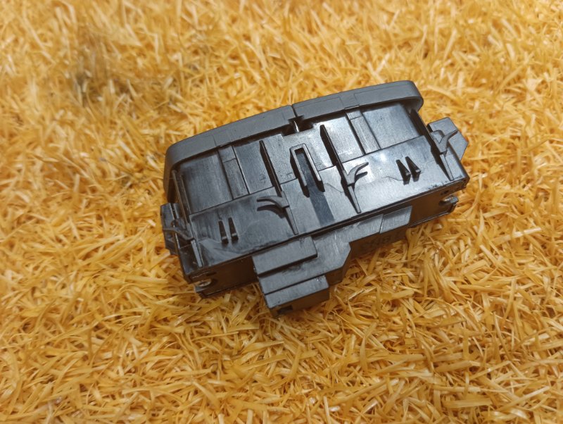 Кнопка центрального замка, 300 рублей, Красноярск