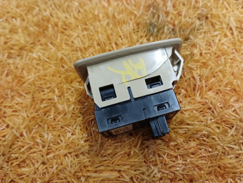 кнопка стеклоподъемника, 380 рублей, Красноярск