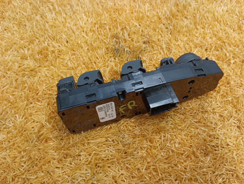 Блок управления стеклоподъемниками, 2000 рублей, Красноярск