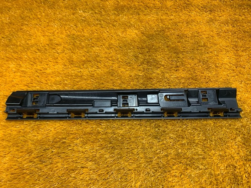 кронштейн порога, 730 рублей, Красноярск