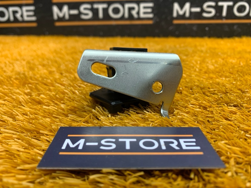 кронштейн, 300 рублей, Красноярск