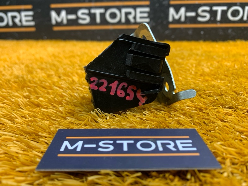 кронштейн, 300 рублей, Красноярск