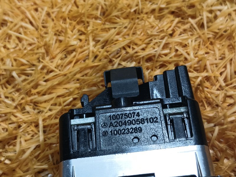 кнопка стеклоподъемника, 300 рублей, Красноярск